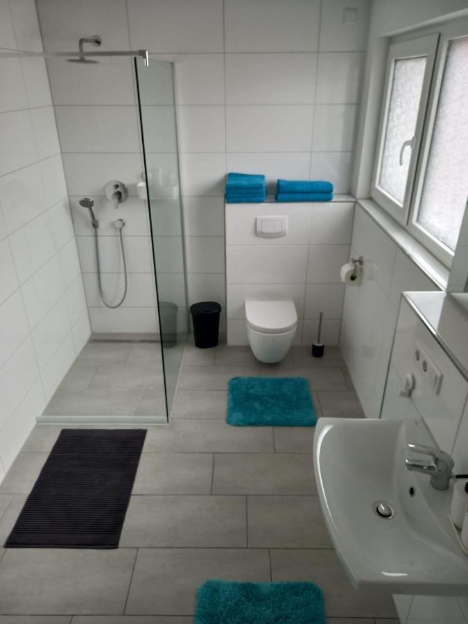 Fürth Neubau Appartement Mit Terasse, Privater Eingang,Parkplatz,Kueche מראה חיצוני תמונה